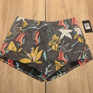 Hurley Women Shorts